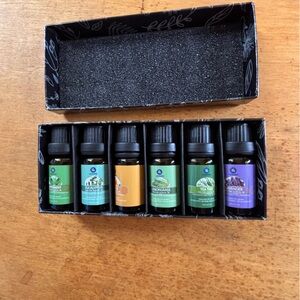 Laguna Moon Premium essential oils new in box